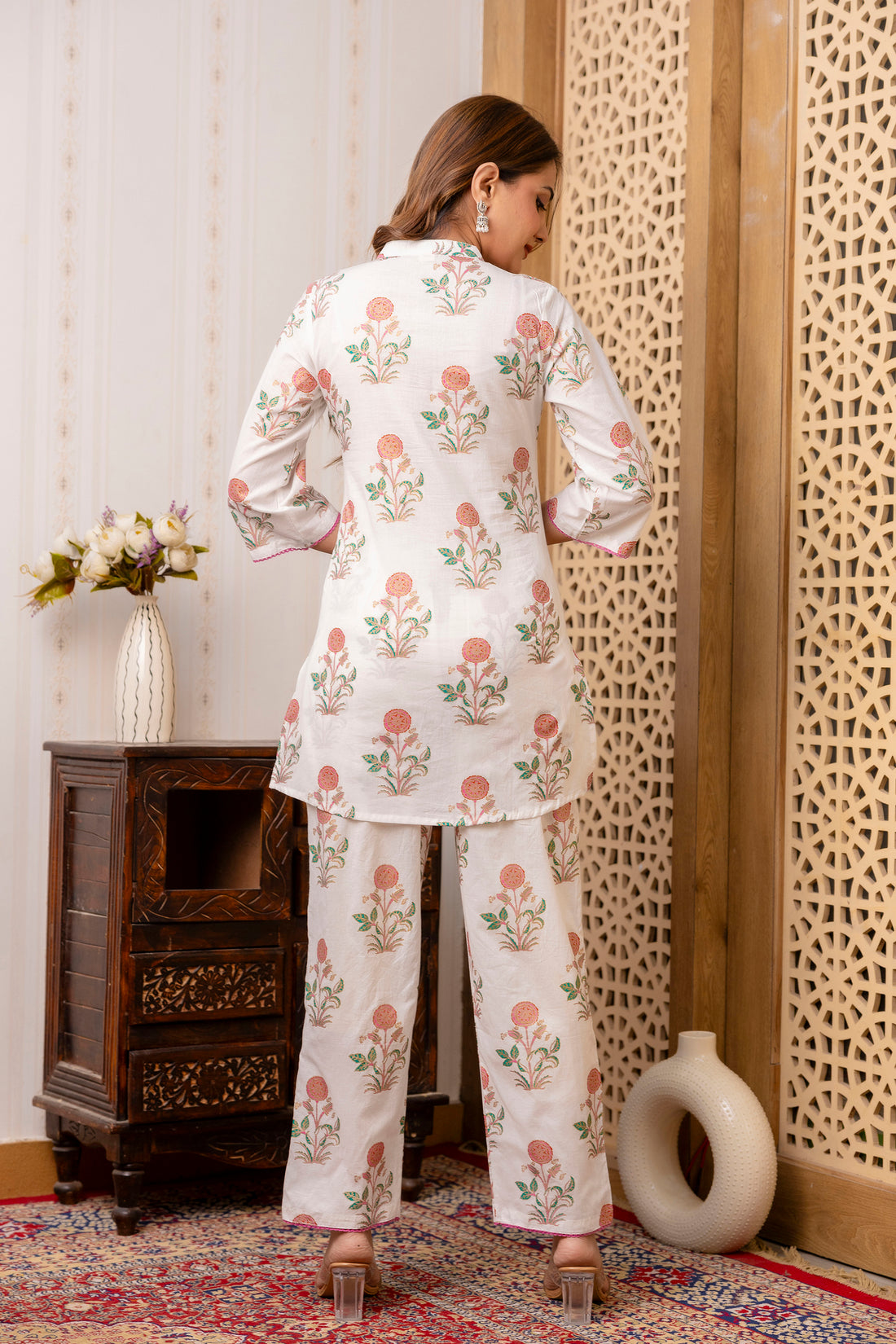 WHITE BUTA COTTON CORD SET