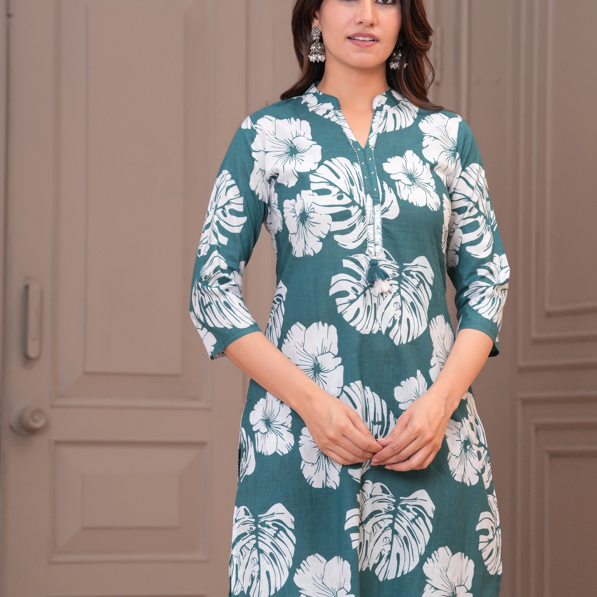 TEAL BLUE LARGE FLORAL CORD SET