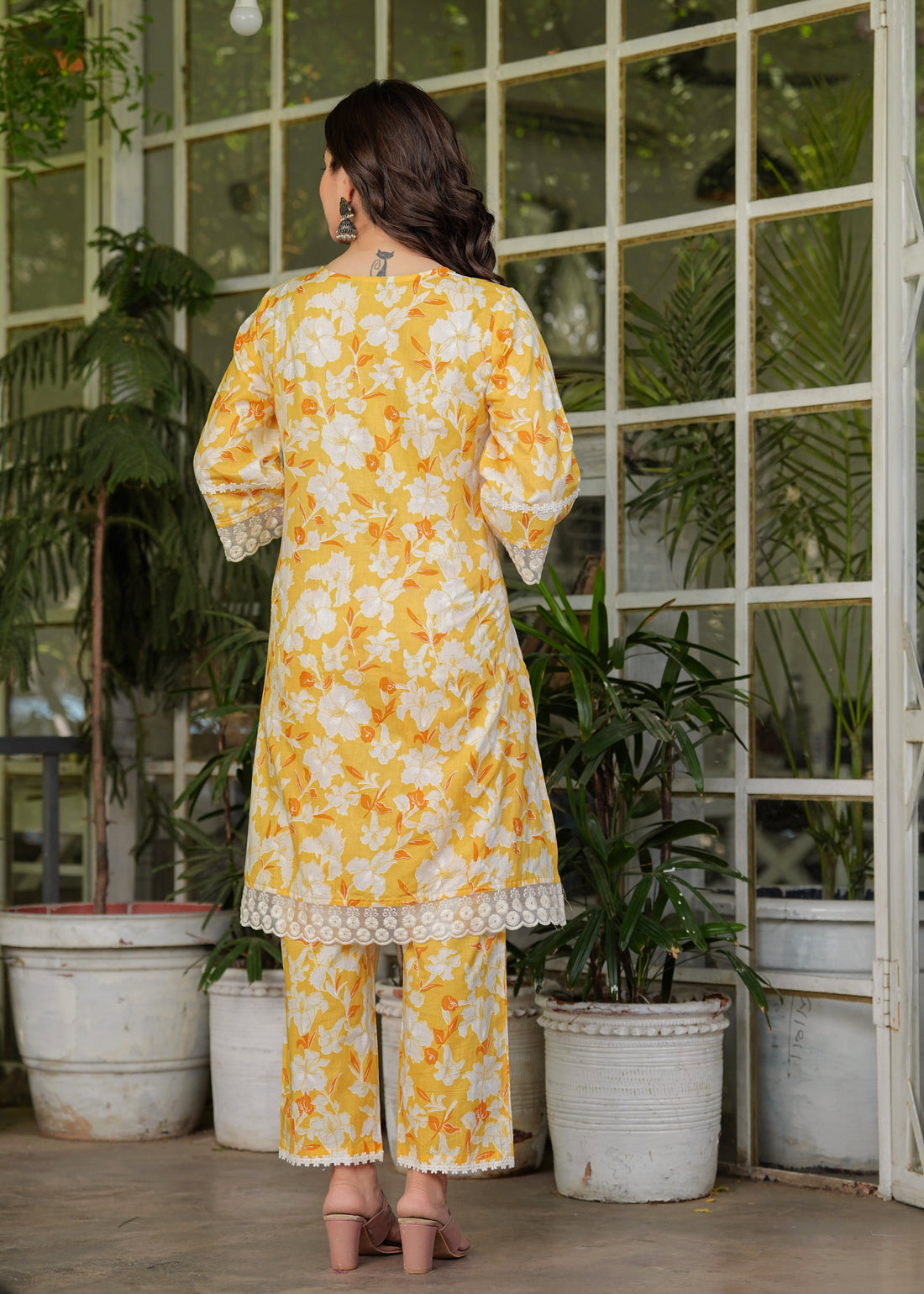 YELLOW LACE CORD SET