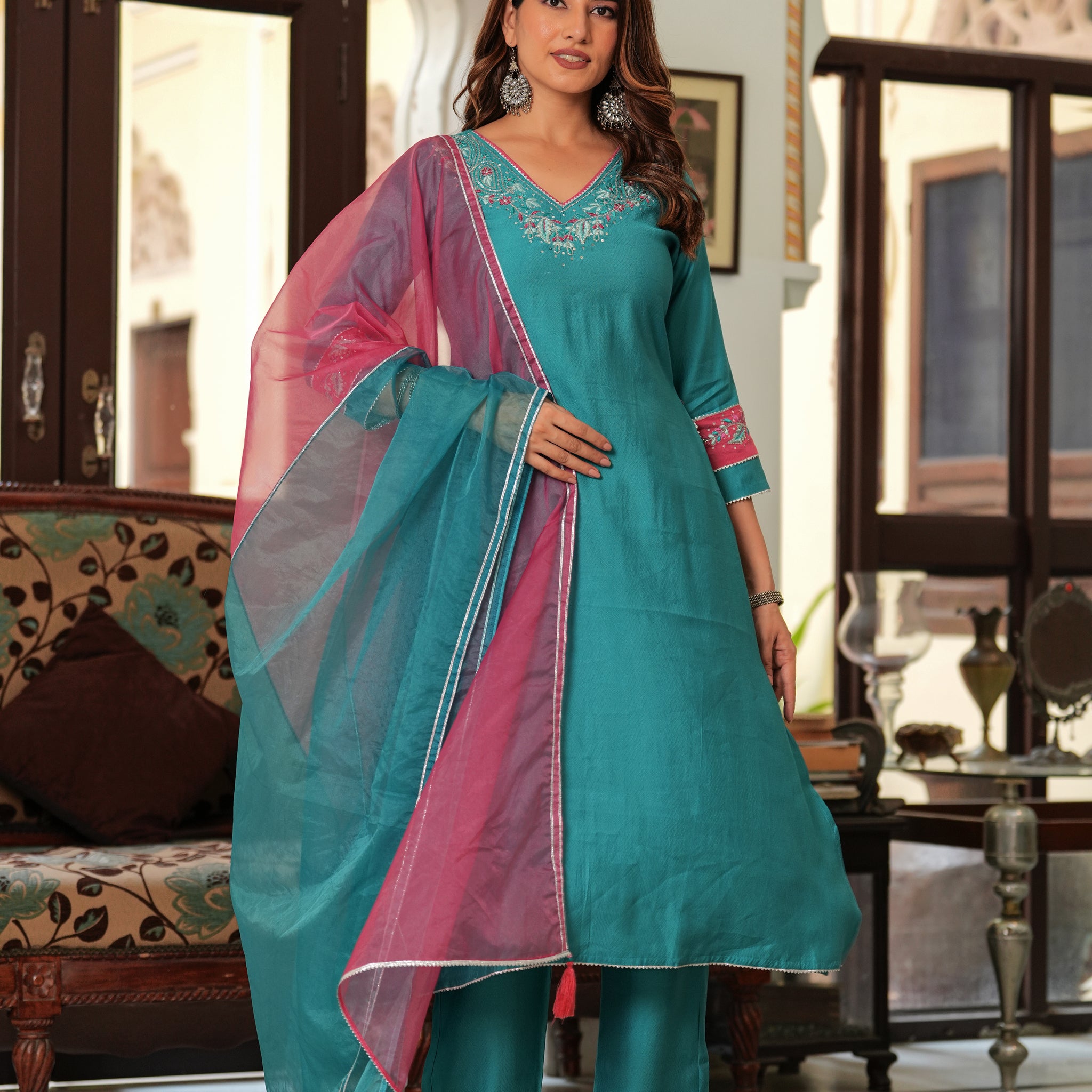 TEAL BLUE PINK EMBROIDERED SOLID SUIT SET