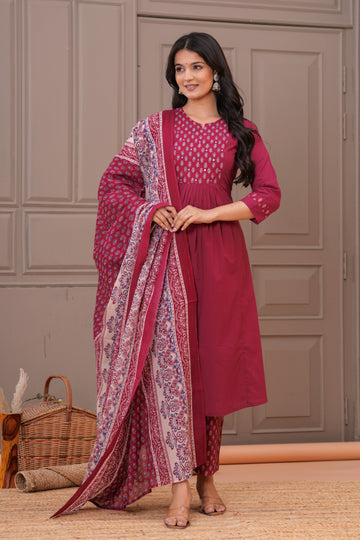 SOLID MAROON INTRICATE PRINT PLEATED SUIT SET