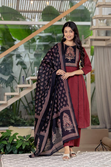 LEAF MAROON LACE  STRAIGHT SUIT SET