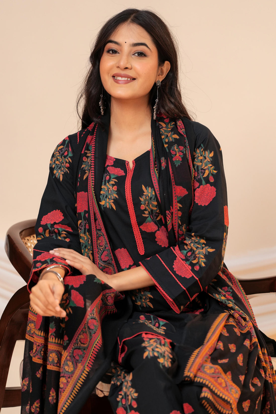 BLACK BLOSSOM FARSHI SUIT SET