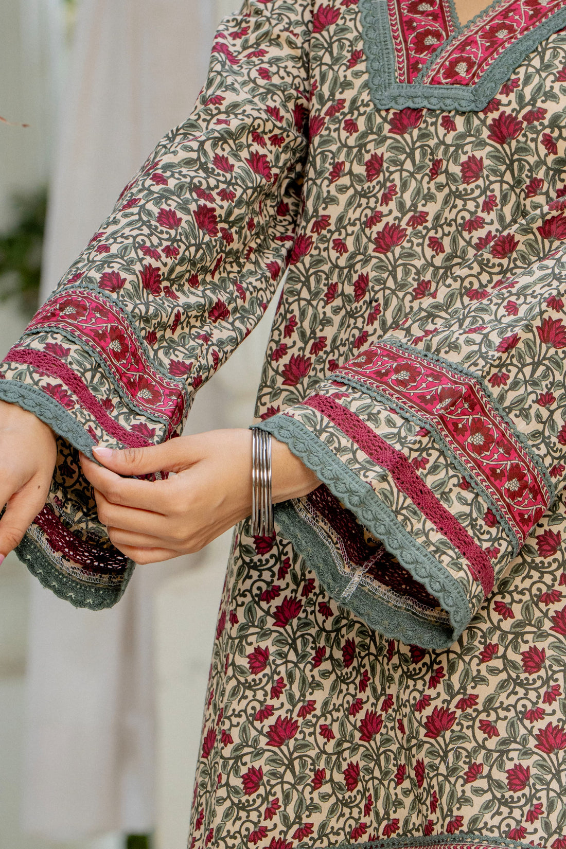 VINTAGE BLOOM FARSHI SUIT SET