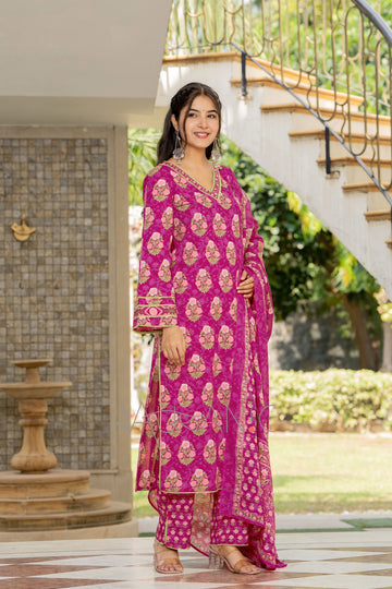 MAGENTA PINK LACE DETAILED STRAIGHT SUIT SET