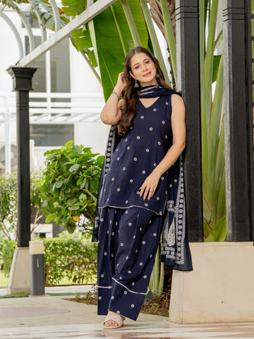 NAVY PEARL FARSHI SUIT SET (SLEEVELESS)