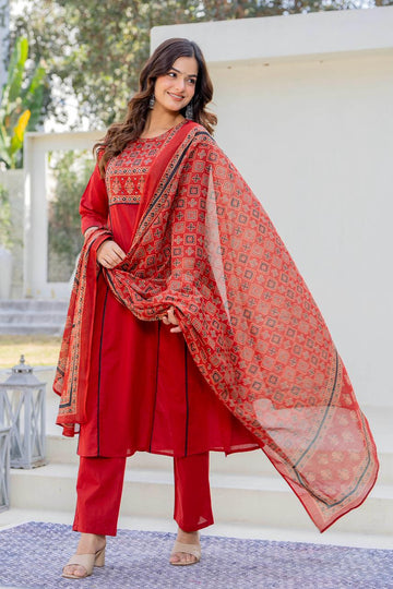CORAL LACE STRAIGHT SUIT SET