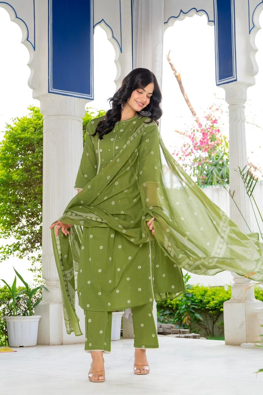FERN GREEN PLEATED SUIT SET